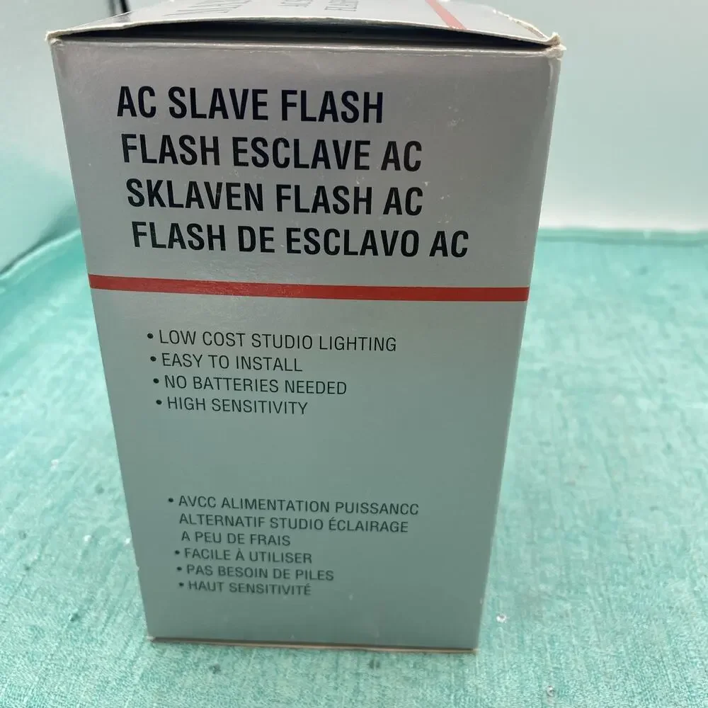 Maxon S-24 AC Slave Flash Light Bulb See Pictures For All Information